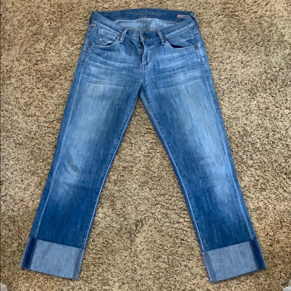 Citizens washed jeans